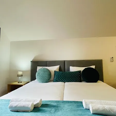 Cozy House 3*