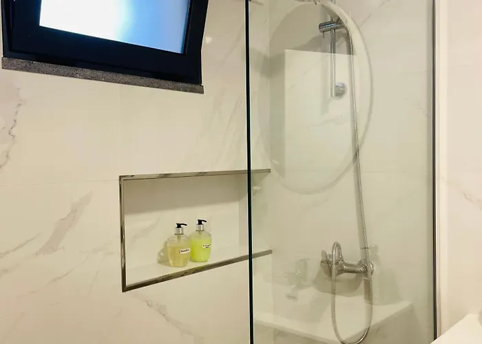 Cozy House Φουνκάλ